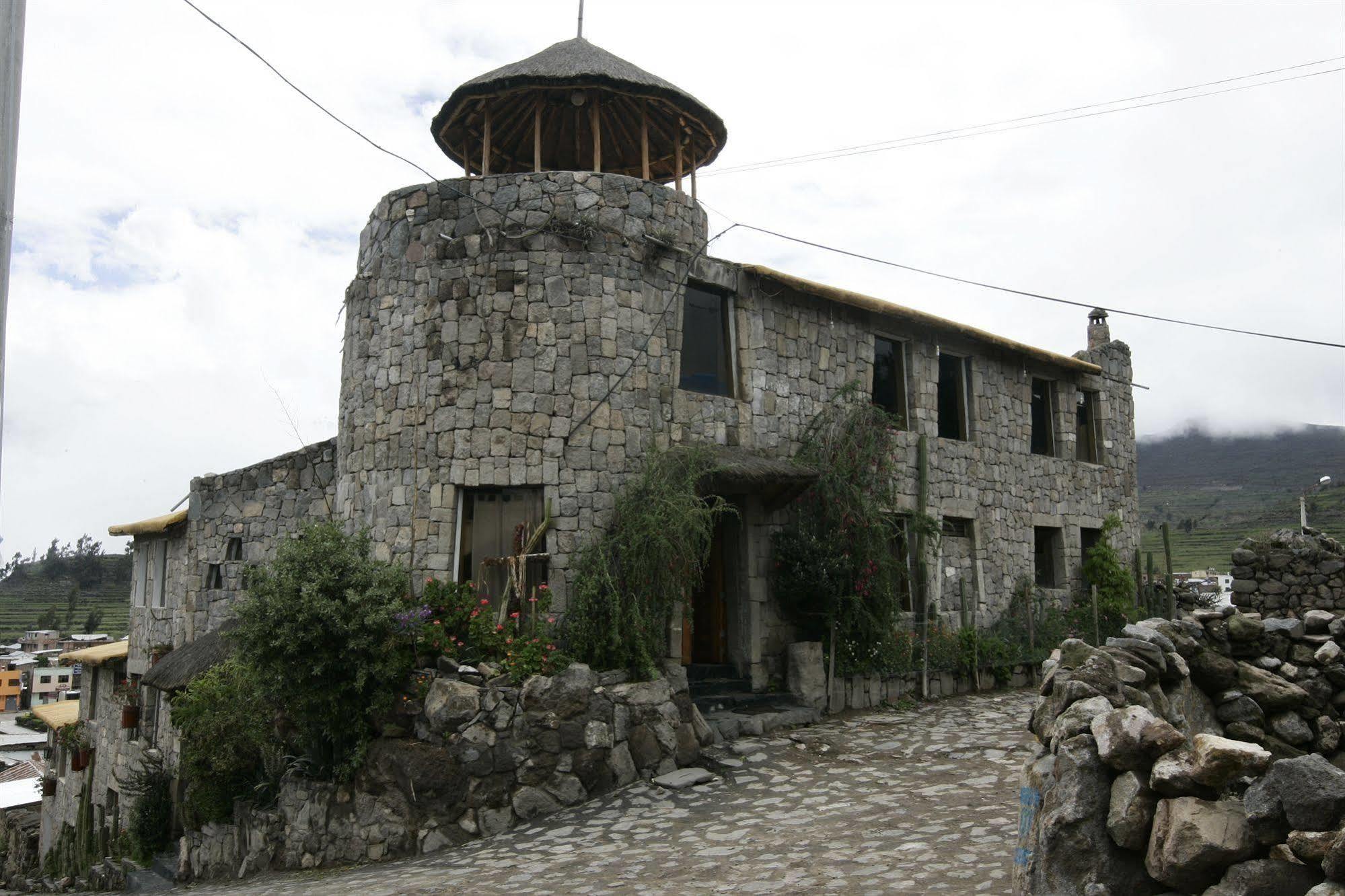 Hotel Kuntur Wassi Cabanaconde Exterior photo